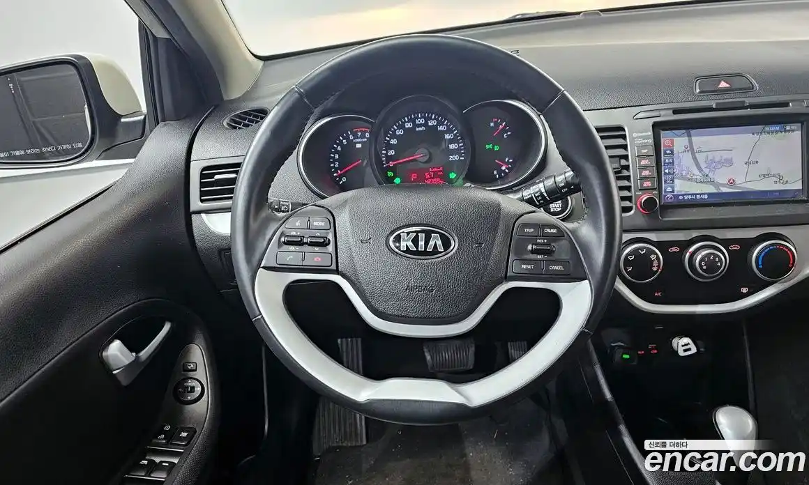 Kia Morning 2016 1.0 Автомат в Москве № 123848, фото 13