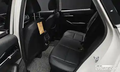 Kia Seltos 2023 1.6 Автомат в Москве № 124651, миниатюра 12