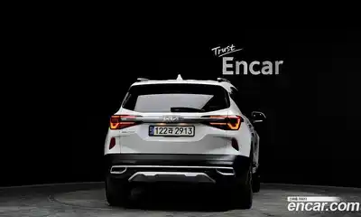 Kia Seltos 2023 1.6 Автомат в Москве № 124651, миниатюра 4