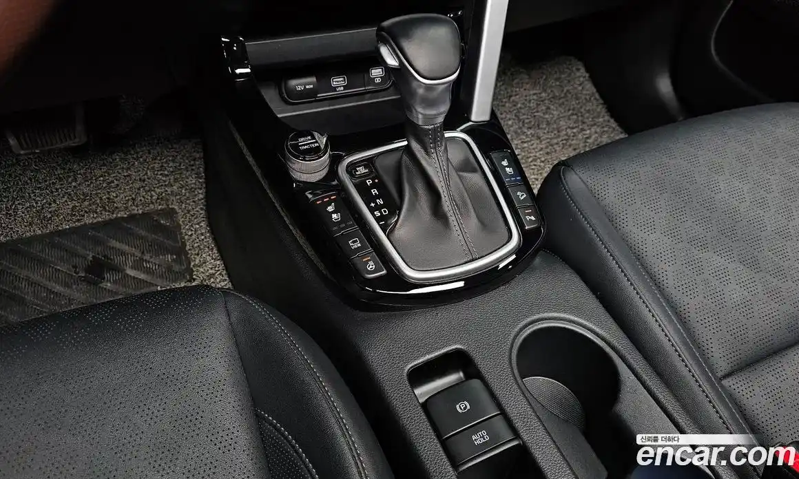 Kia Seltos 2023 1.6 Автомат в Москве № 124651, фото 9