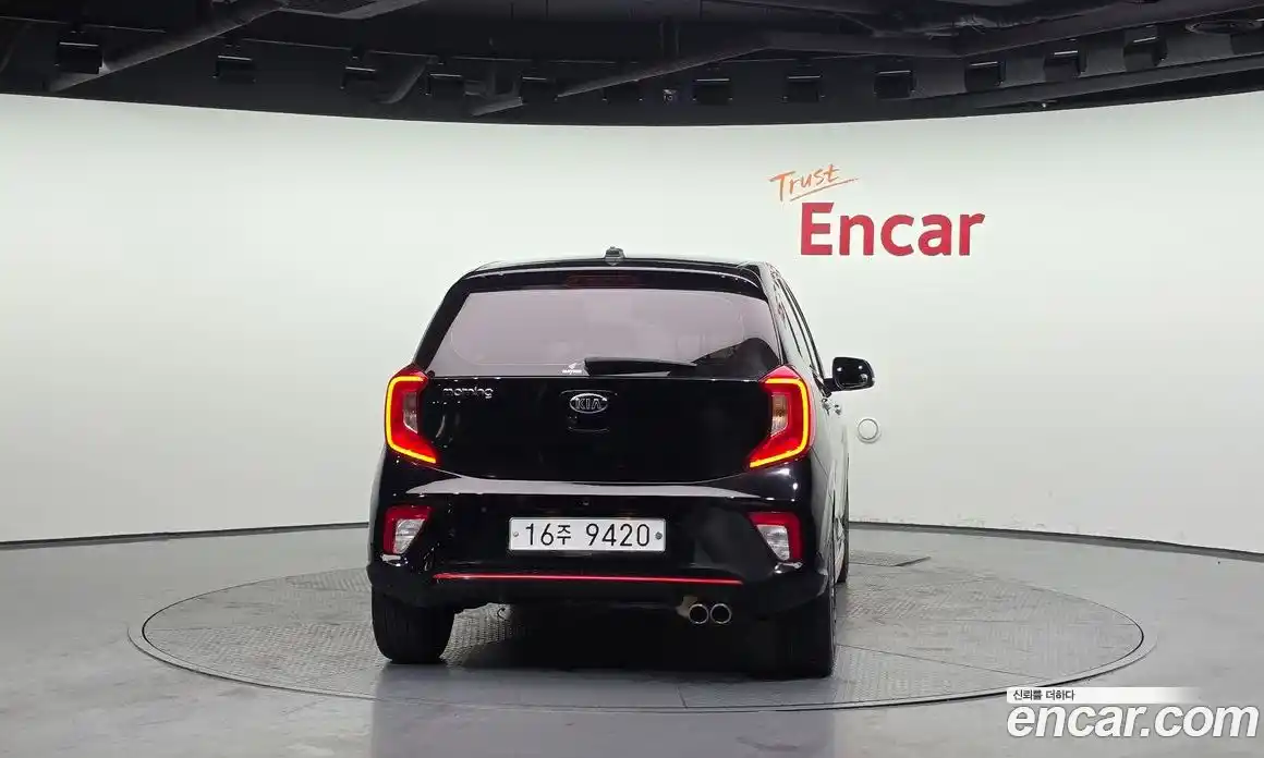 Kia Morning 2017 1.0 Автомат в Москве № 124770, фото 4