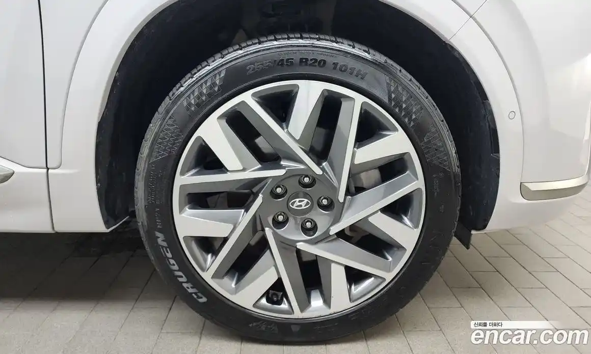 Hyundai Santa Fe 2023 2.5 Автомат в Москве № 126934, фото 5