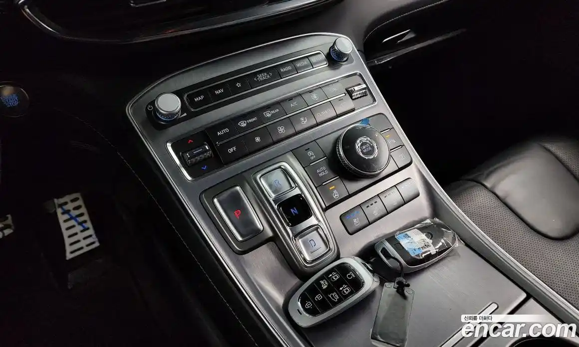 Hyundai Santa Fe 2023 2.5 Автомат в Москве № 126934, фото 9