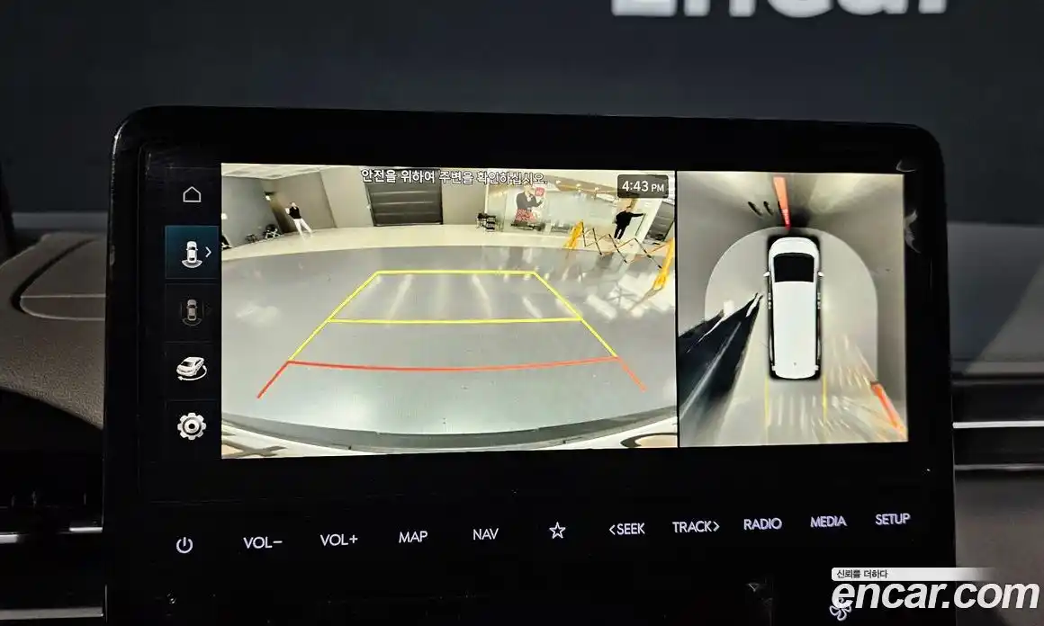 Hyundai Staria 2023 3.5 Автомат в Москве № 127256, фото 15