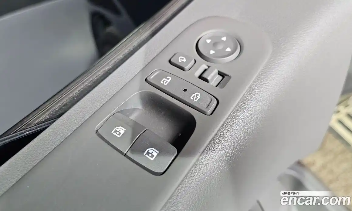 Hyundai Staria 2023 3.5 Автомат в Москве № 127256, фото 17