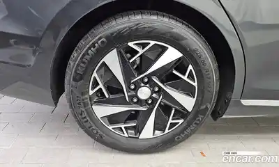 Hyundai Grandeur 2021 2.4 Автомат в Москве № 127279, миниатюра 5