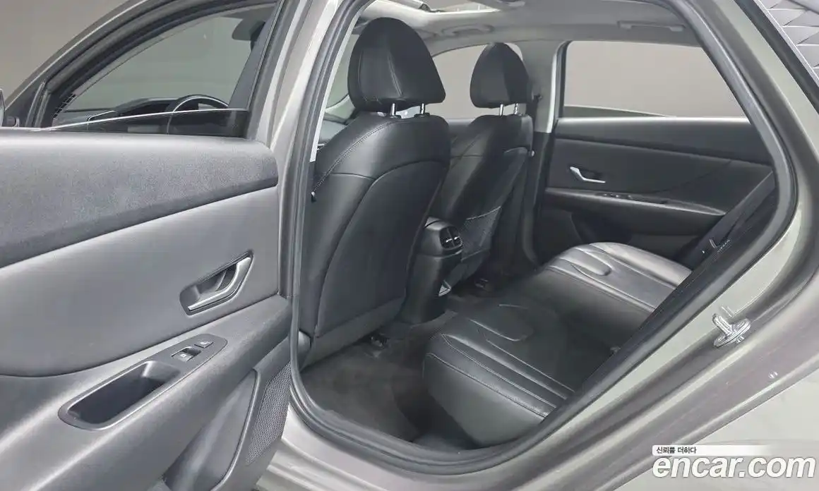 Hyundai Avante 2024 1.6 Автомат в Москве № 127282, фото 17