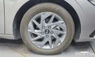 Hyundai Avante 2024 1.6 Автомат в Москве № 127282, миниатюра 5