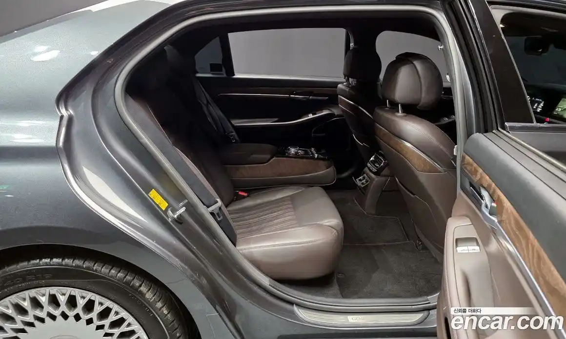 Genesis G90 2021 3.3 Автомат в Москве № 136436, фото 12