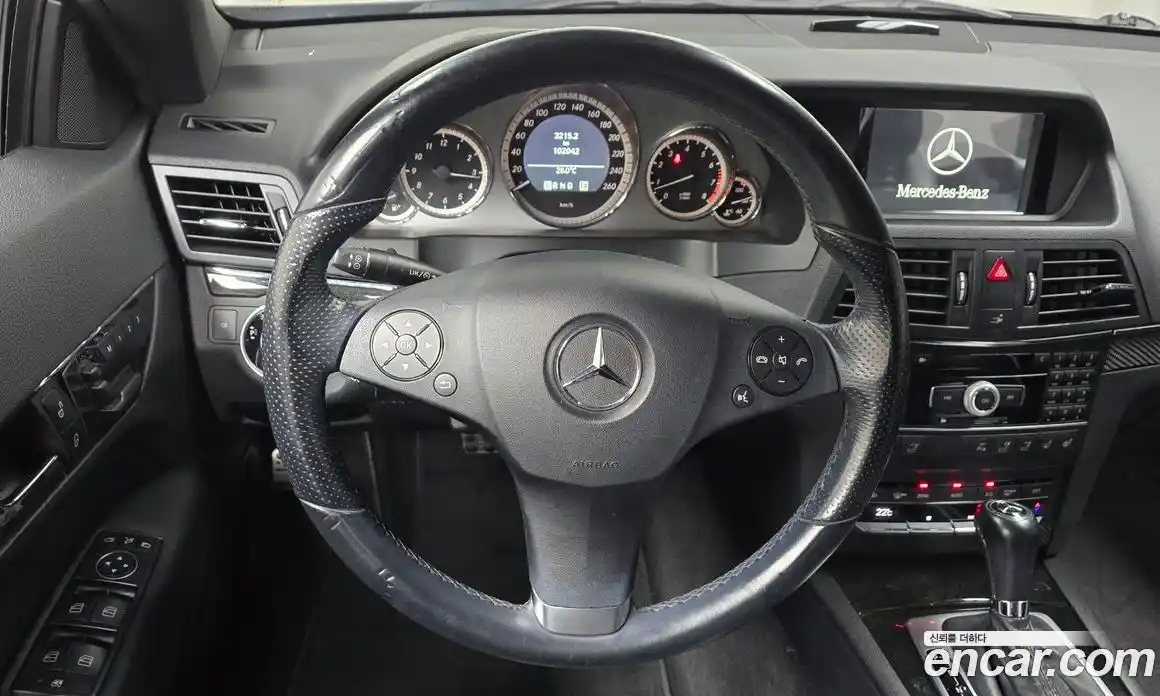 Mercedes-Benz E-Class 2011 3.5 Автомат в Москве № 136924, фото 13