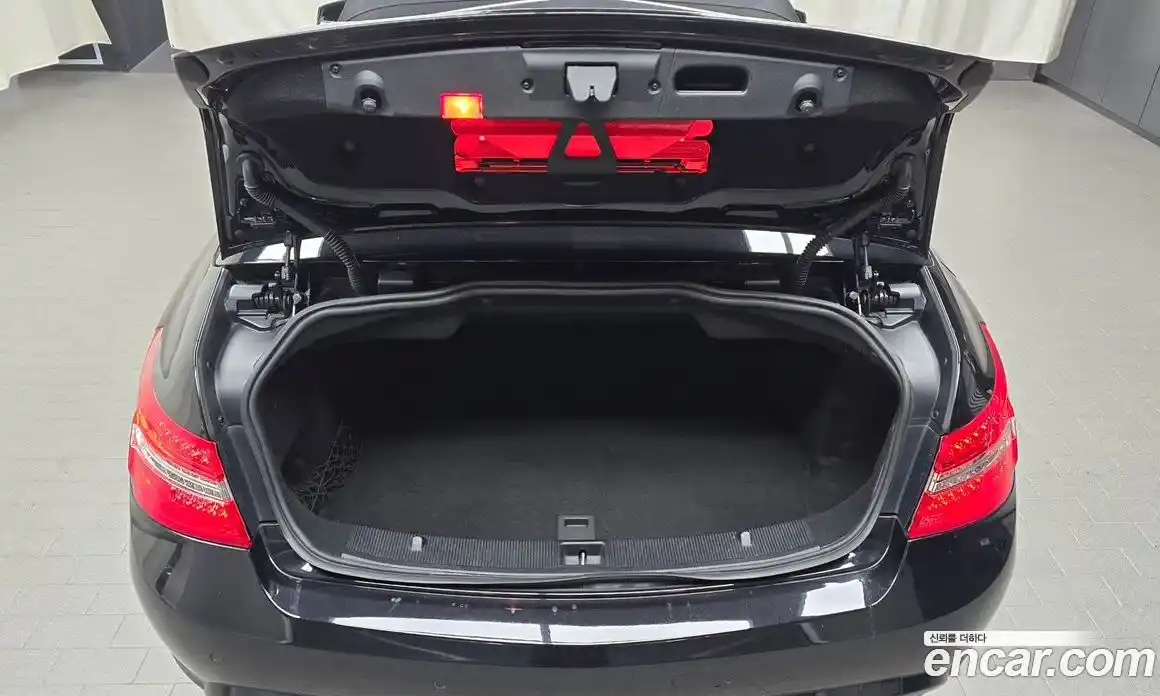 Mercedes-Benz E-Class 2011 3.5 Автомат в Москве № 136924, фото 20