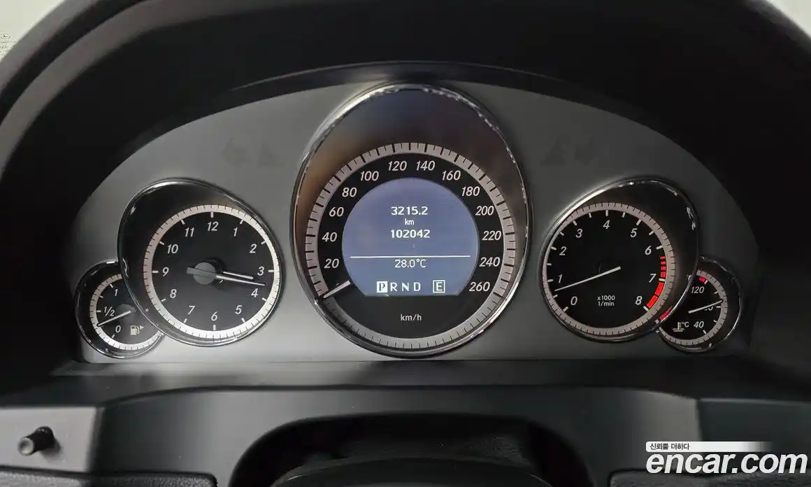 Mercedes-Benz E-Class 2011 3.5 Автомат в Москве № 136924, фото 8