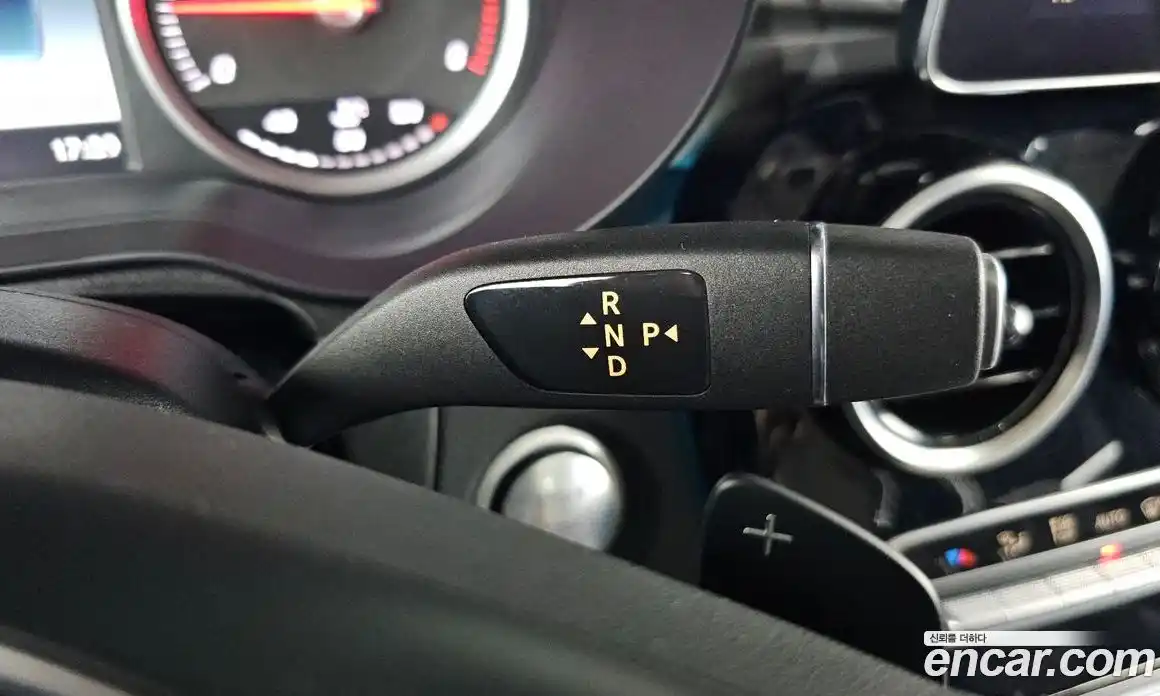 Mercedes-Benz GLC-Class 2018 2.1 Автомат в Москве № 136995, фото 9