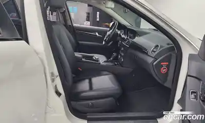 Mercedes-Benz C-Class 2013 1.8 Автомат в Москве № 137078, миниатюра 11
