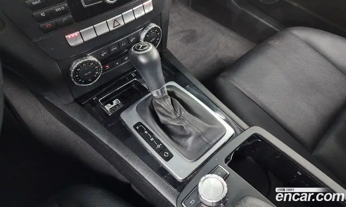 Mercedes-Benz C-Class 2013 1.8 Автомат в Москве № 137078, фото 9