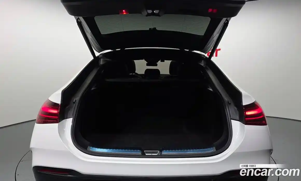 Mercedes-Benz GLE-Class 2023 3.0 Автомат в Москве № 138209, фото 20