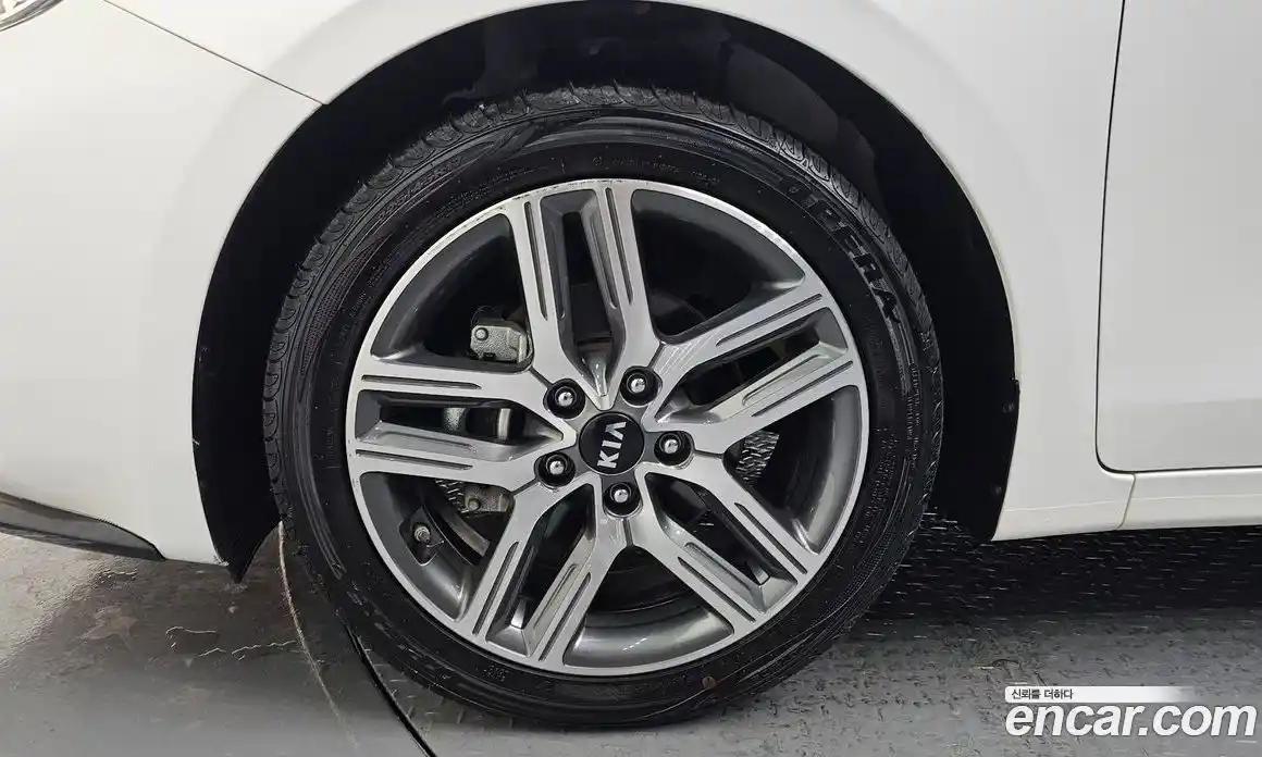 Kia K3 2020 1.6 Автомат в Москве № 13837, фото 5