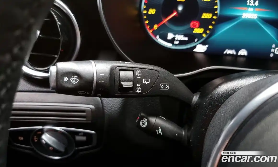 Mercedes-Benz GLC-Class 2021 2.0 Автомат в Москве № 139637, фото 19