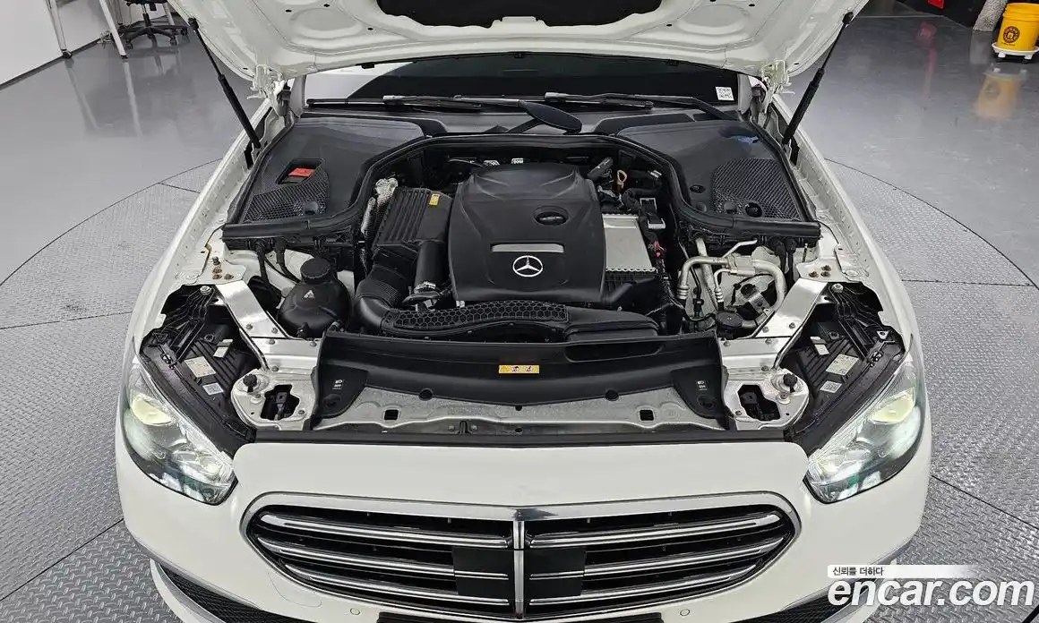 Mercedes-Benz E-Class 2021 2.0 Автомат в Москве № 140627, фото 6