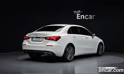 Mercedes-Benz A-Class 2021 2.0 Автомат в Москве № 142749, миниатюра 2