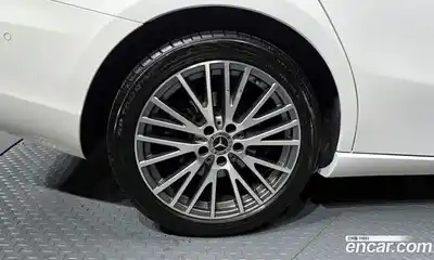 Mercedes-Benz A-Class 2021 2.0 Автомат в Москве № 142749, миниатюра 5