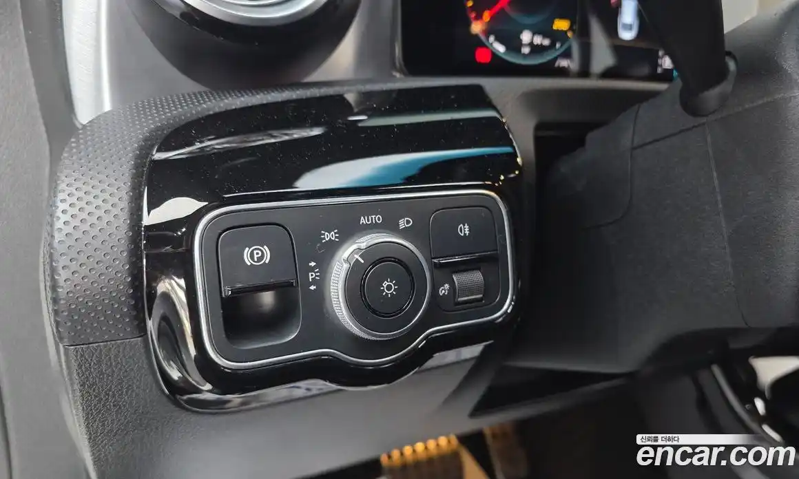 Mercedes-Benz CLA-Class 2020 2.0 Автомат в Москве № 142794, фото 17