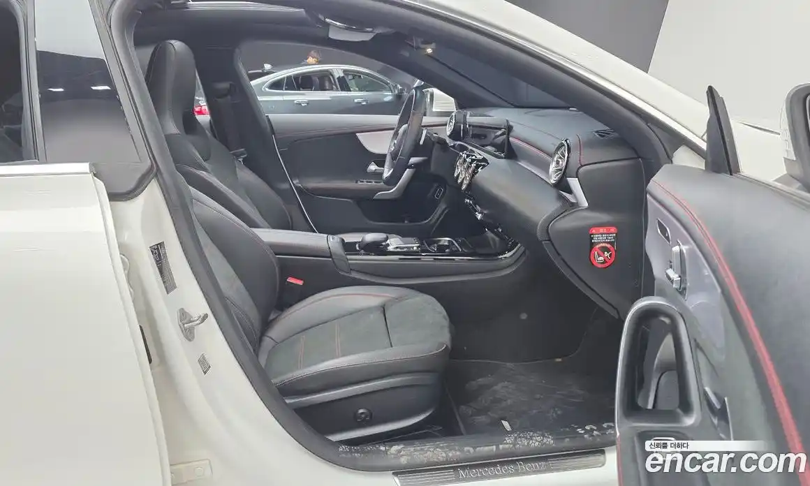 Mercedes-Benz CLA-Class 2020 2.0 Автомат в Москве № 142794, фото 10