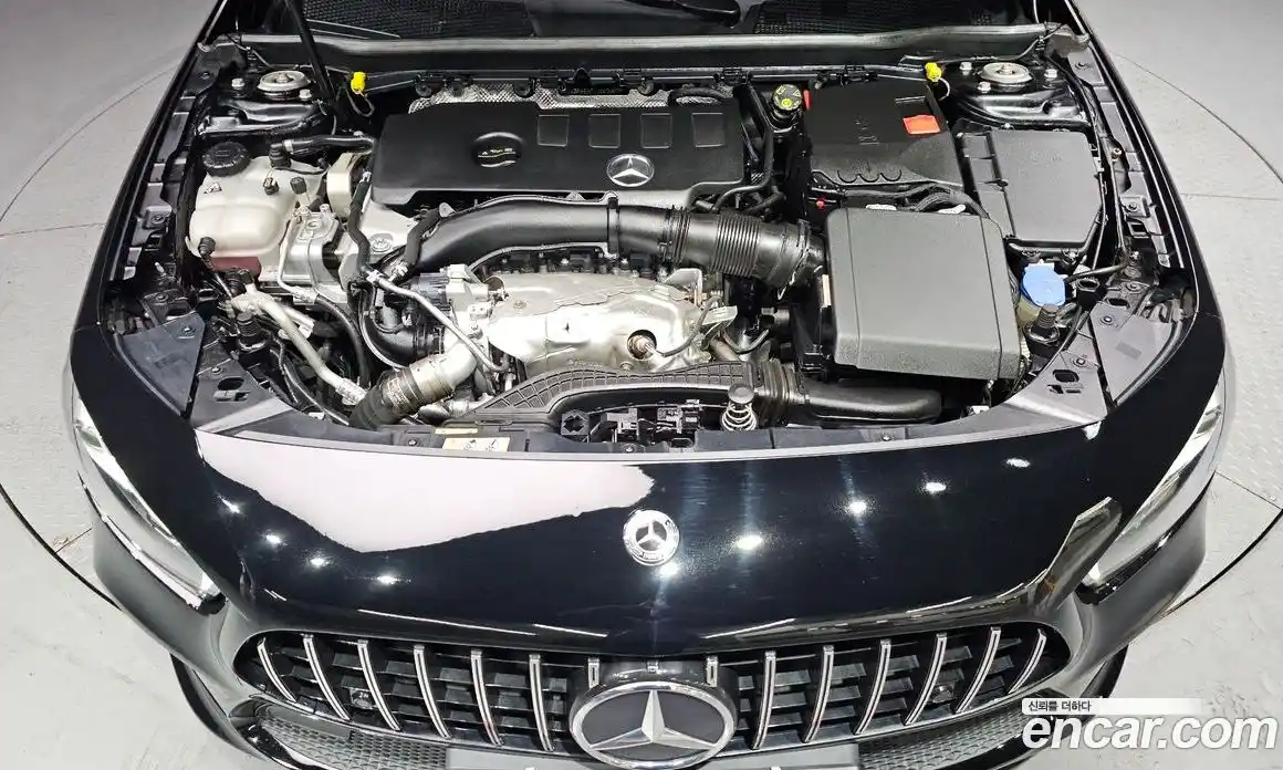 Mercedes-Benz A-Class 2020 2.0 Автомат в Москве № 143698, фото 6