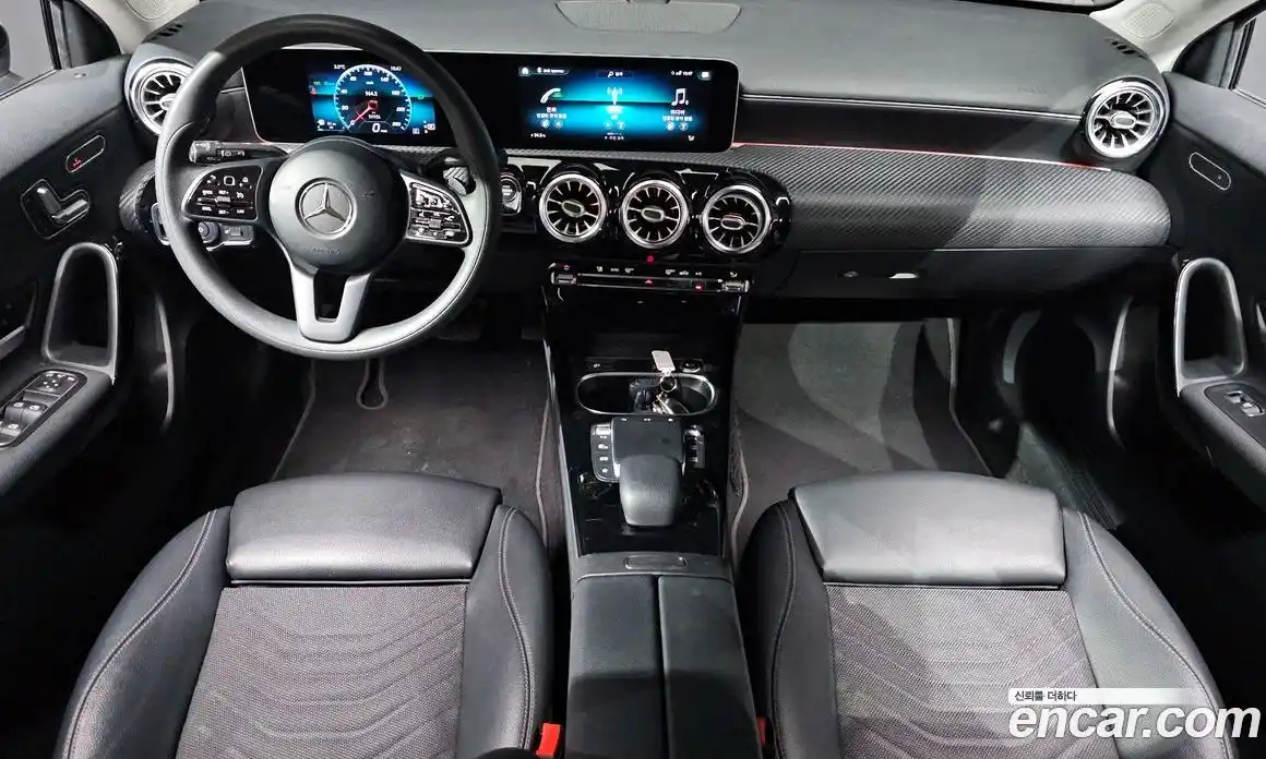 Mercedes-Benz A-Class 2020 2.0 Автомат в Москве № 143698, фото 7