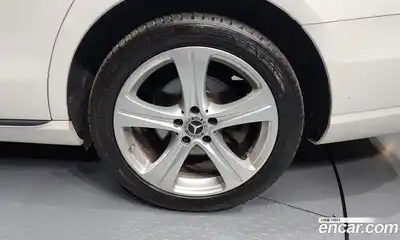 Mercedes-Benz E-Class 2018 1.9 Автомат в Москве № 157931, миниатюра 5