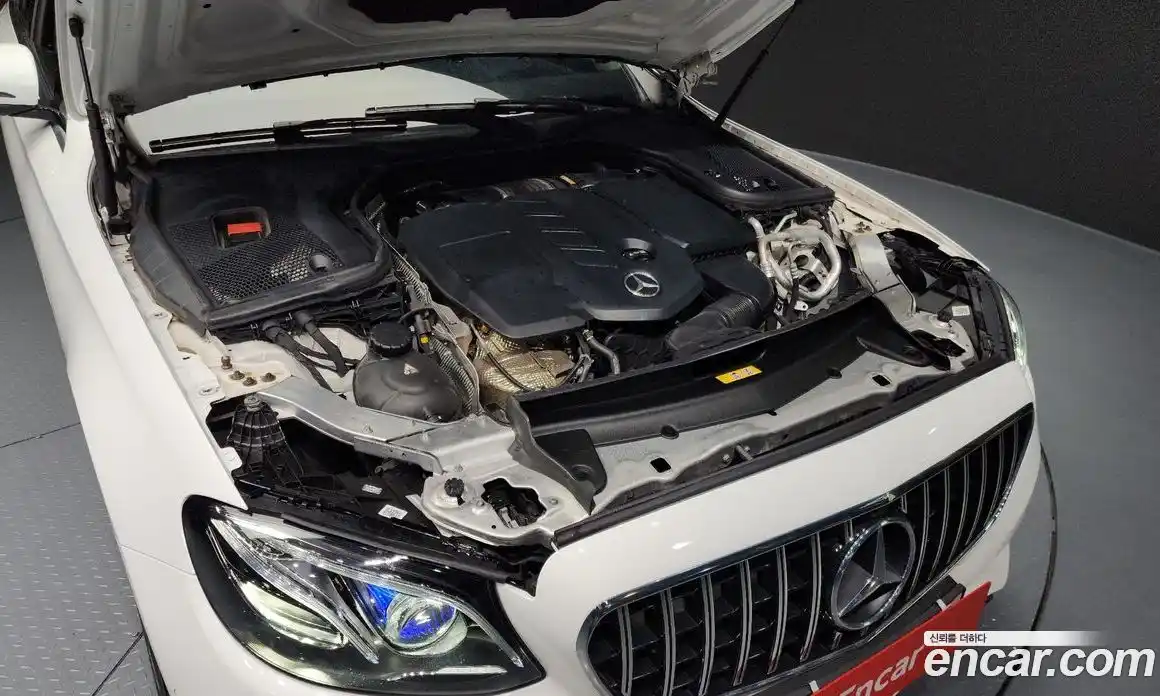 Mercedes-Benz E-Class 2018 1.9 Автомат в Москве № 157931, фото 6