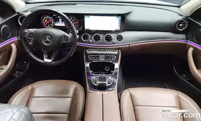 Mercedes-Benz E-Class 2018 1.9 Автомат в Москве № 157931, миниатюра 7