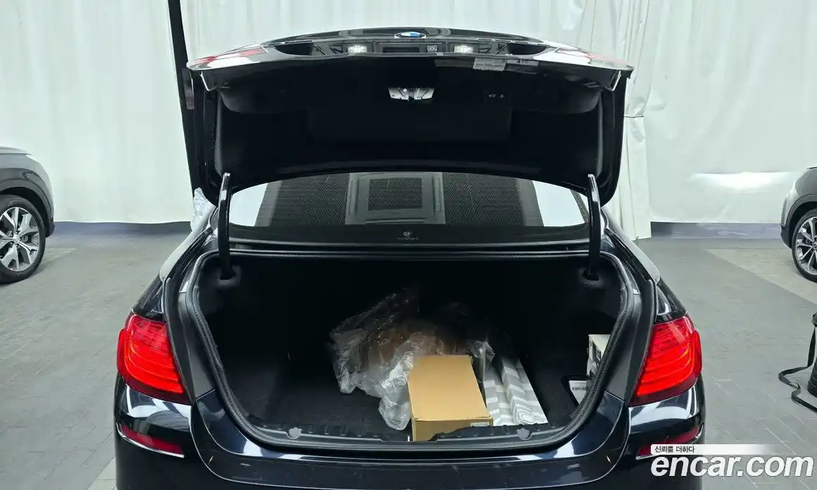 BMW 5-Series 2016 2.0 Автомат в Москве № 159647, фото 20