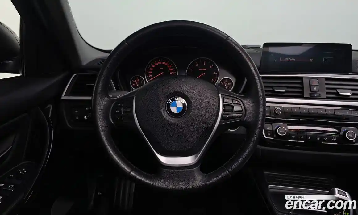 BMW 3-Series 2017 2.0 Автомат в Москве № 159714, фото 13