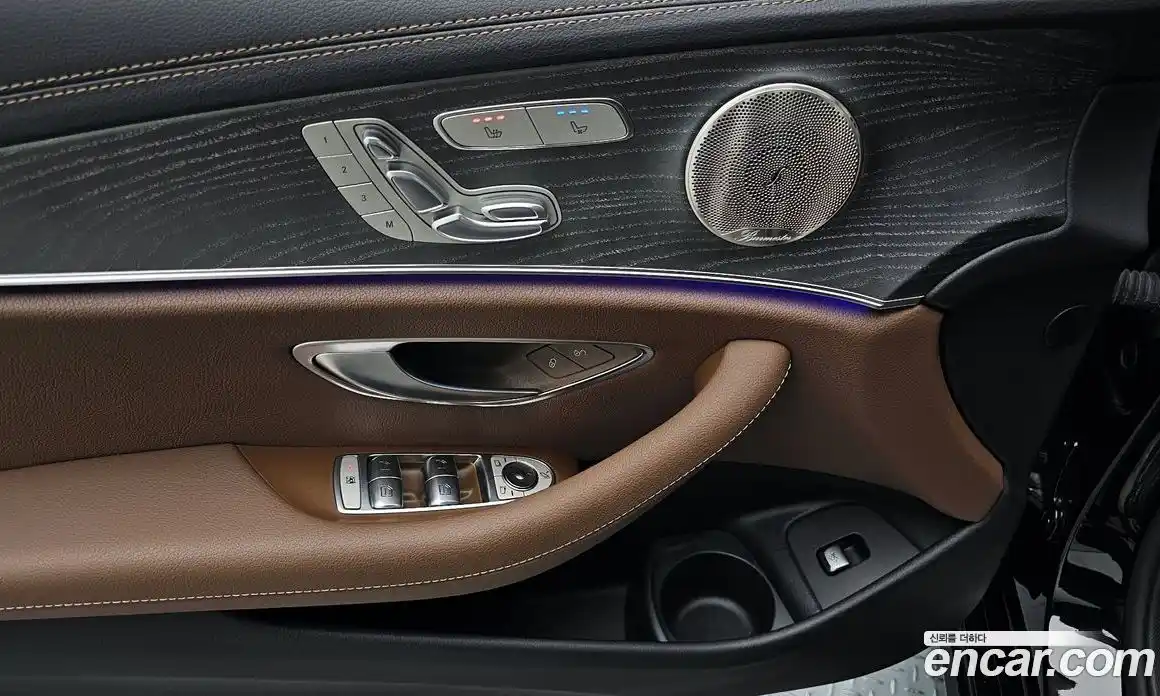 Mercedes-Benz E-Class 2022 2.0 Автомат в Москве № 160593, фото 18