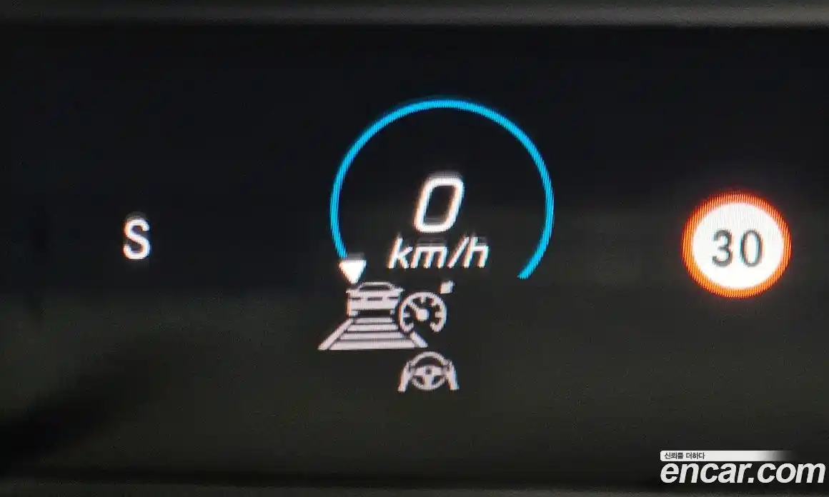 Mercedes-Benz E-Class 2022 2.0 Автомат в Москве № 160593, фото 19