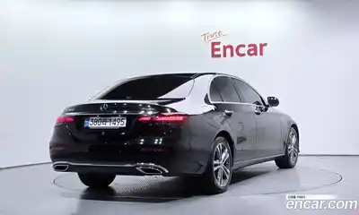 Mercedes-Benz E-Class 2022 2.0 Автомат в Москве № 160593, миниатюра 2