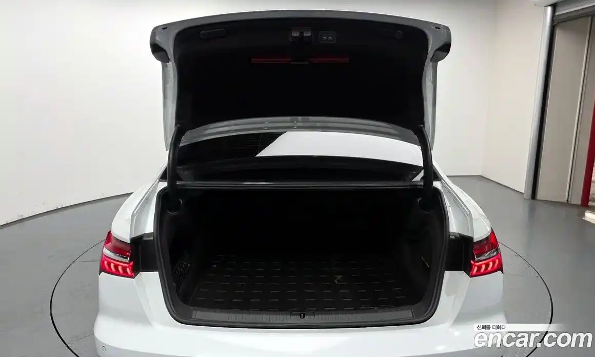 Audi A6 2020 2.0 Автомат в Москве № 162511, фото 20