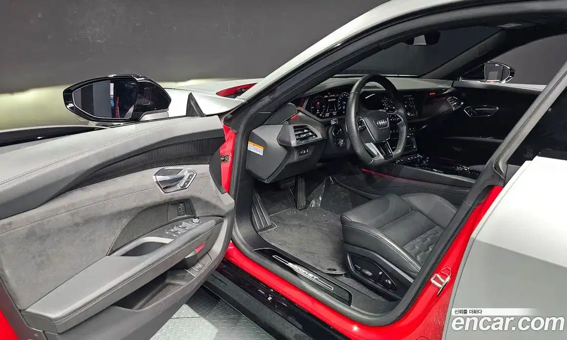 Audi e-tron GT 2022 0.1 Автомат в Москве № 162516, фото 12