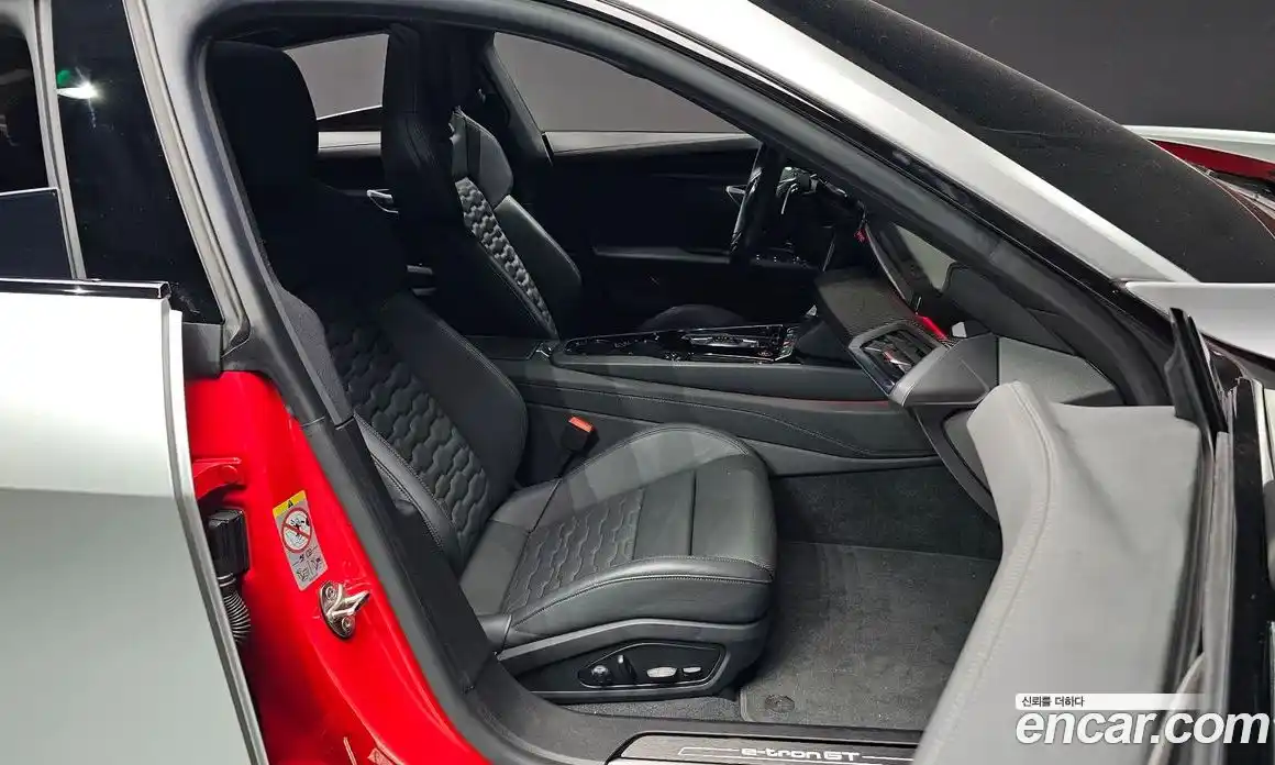 Audi e-tron GT 2022 0.1 Автомат в Москве № 162516, фото 10