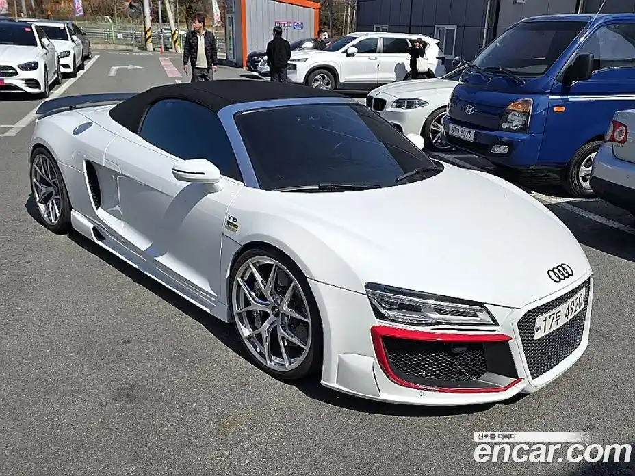 Audi R8 2015 5.2 Автомат в Москве № 162926, фото 10
