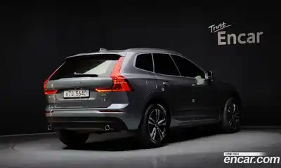 Volvo XC60 2019 2.0 Автомат в Москве № 164602, миниатюра 2