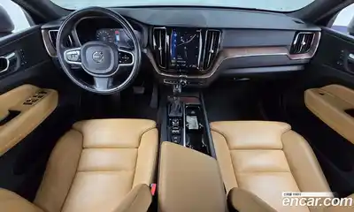 Volvo XC60 2019 2.0 Автомат в Москве № 164602, миниатюра 7