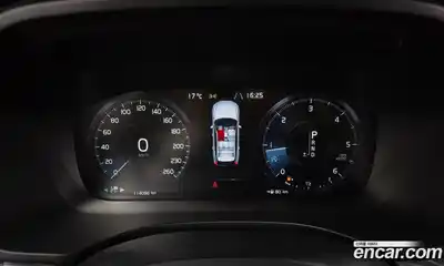 Volvo XC60 2019 2.0 Автомат в Москве № 164602, миниатюра 8