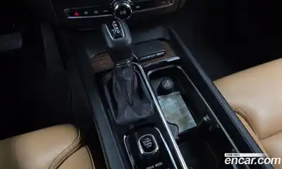 Volvo XC60 2019 2.0 Автомат в Москве № 164602, миниатюра 9