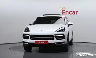 Porsche Cayenne 2019 3.0 Автомат в Москве № 165696, миниатюра 3