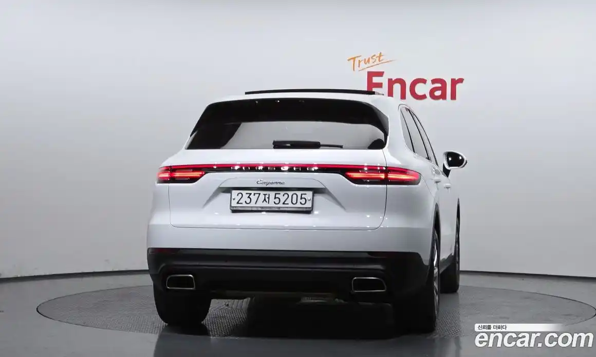 Porsche Cayenne 2019 3.0 Автомат в Москве № 165696, фото 4