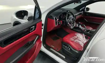 Porsche Cayenne 2019 3.0 Автомат в Москве № 165696, миниатюра 10