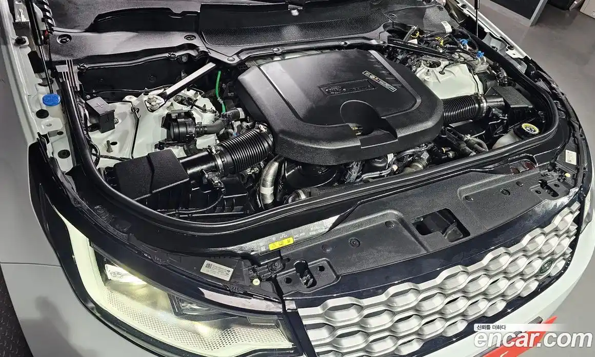 Land Rover Discovery 2023 3.0 Автомат в Москве № 166169, фото 6