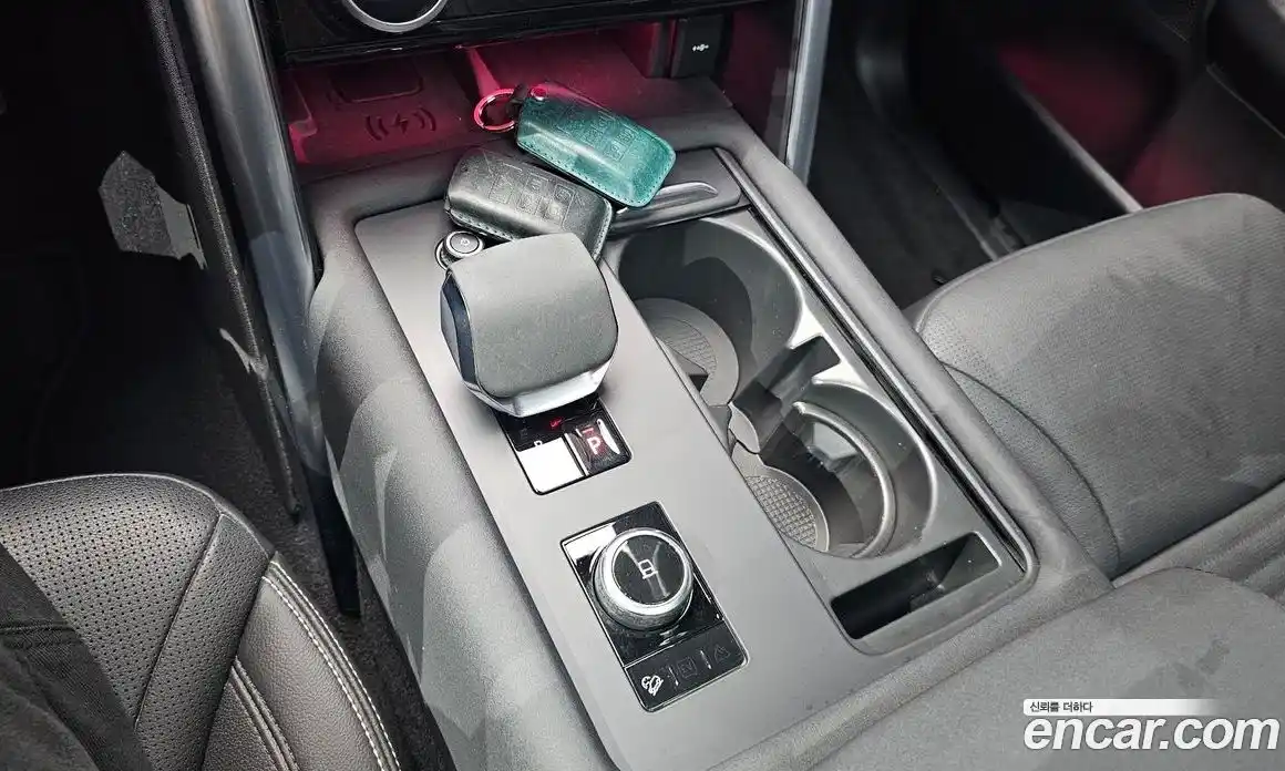 Land Rover Discovery 2023 3.0 Автомат в Москве № 166169, фото 9